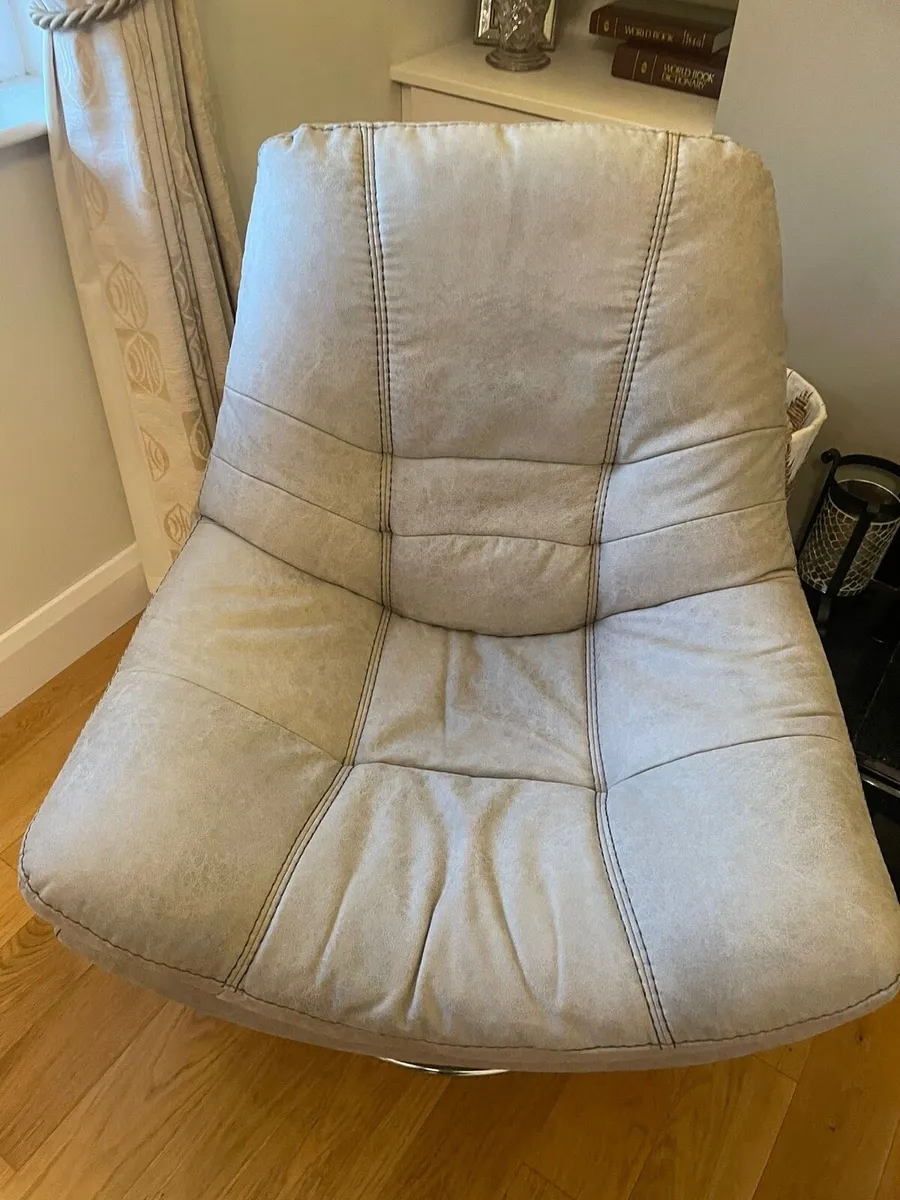 Swivel armchairs - Image 2