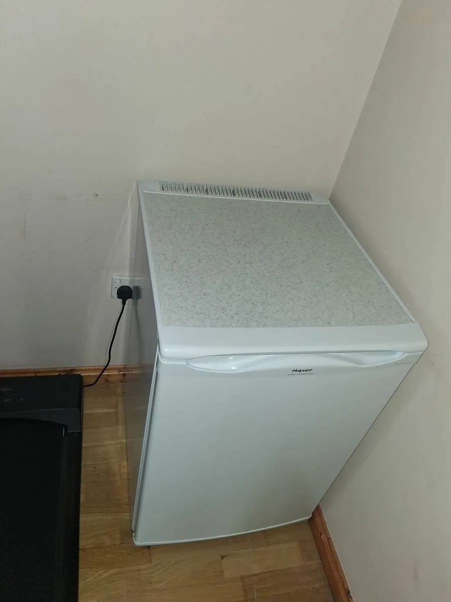 Fridge - Image 3