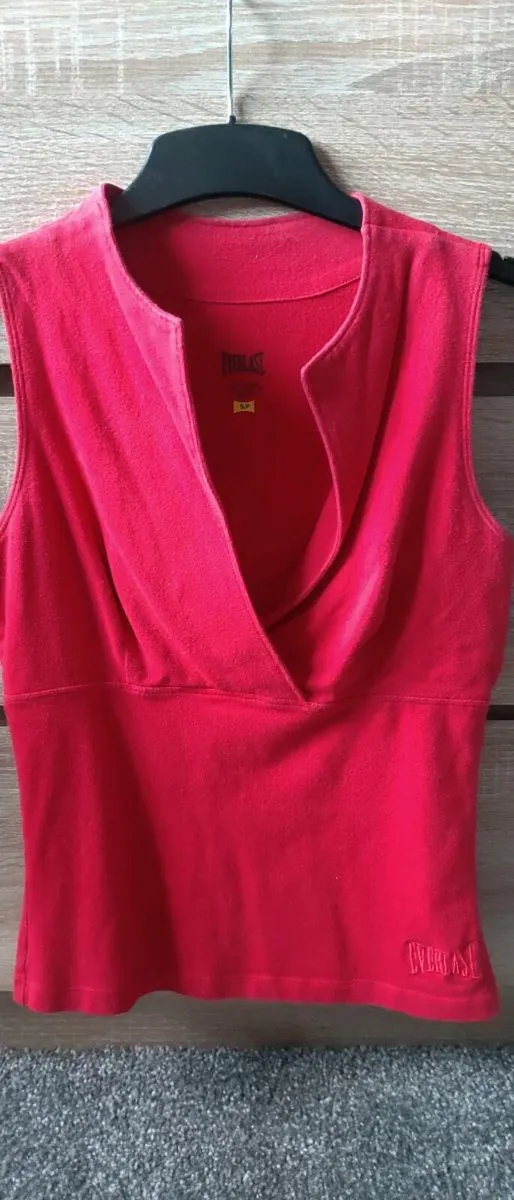 Everlast Red top fits 6 8 10 - Image 1
