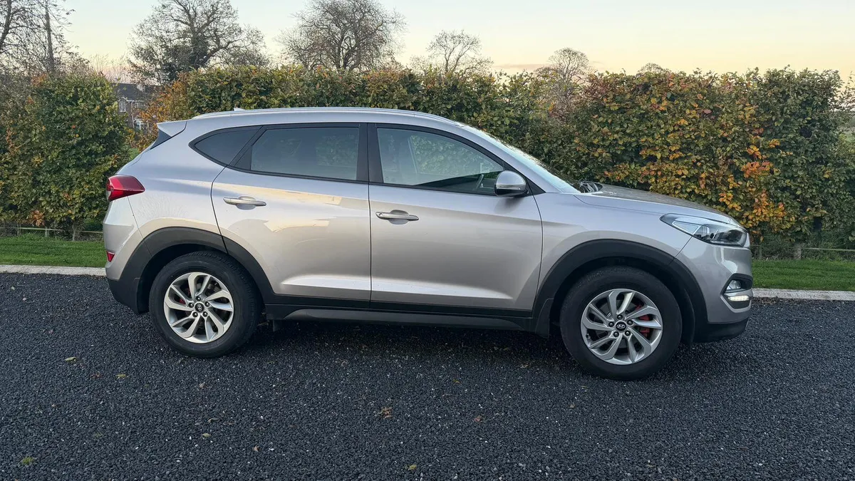2016 Hyundai Tucson Executive 1.7 - Image 2
