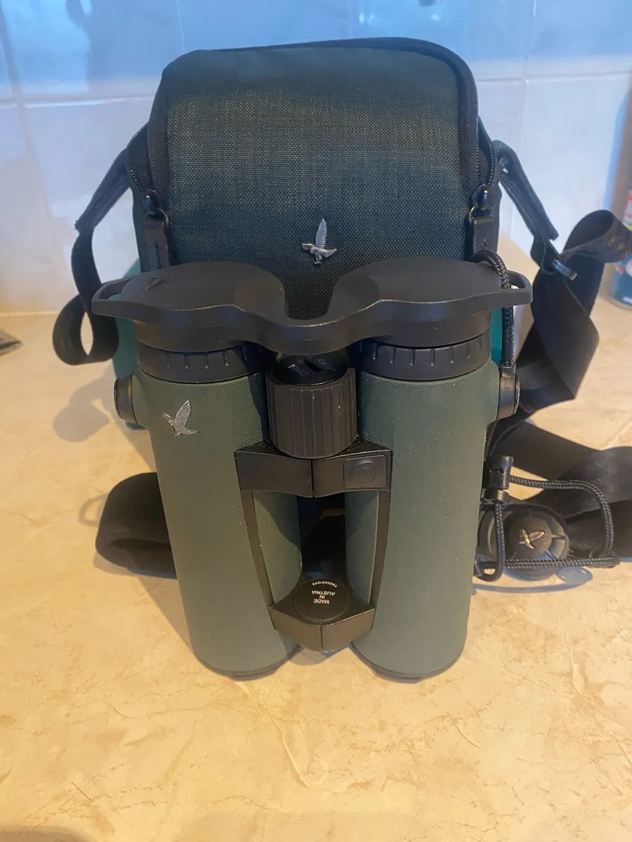 Swarovski EL Binoculars - Image 2