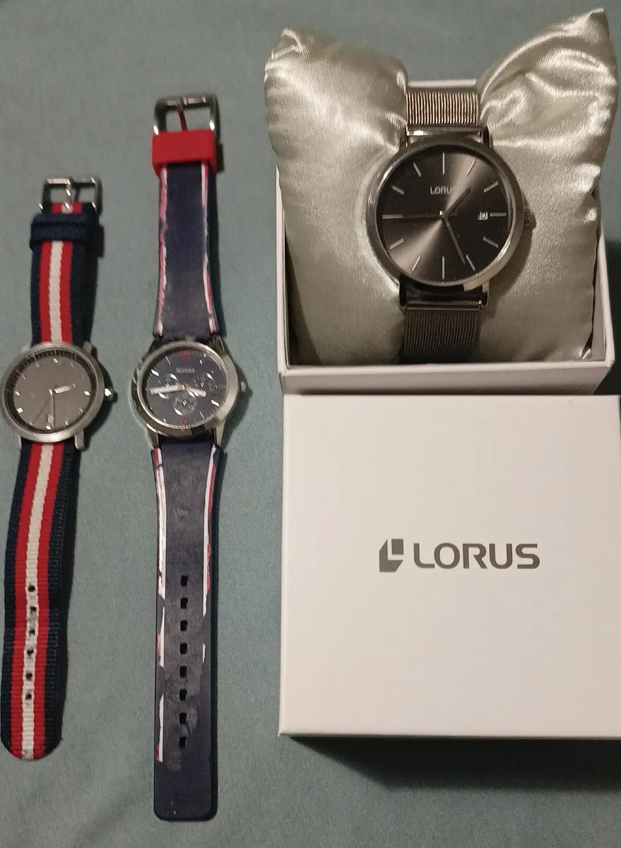 3 Watches for Parts/Repair - Image 1