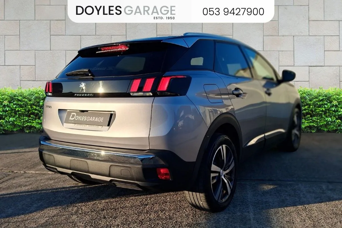 Peugeot 3008 Allure 1.5 Blue HDi Diesel 130bhp - Image 4