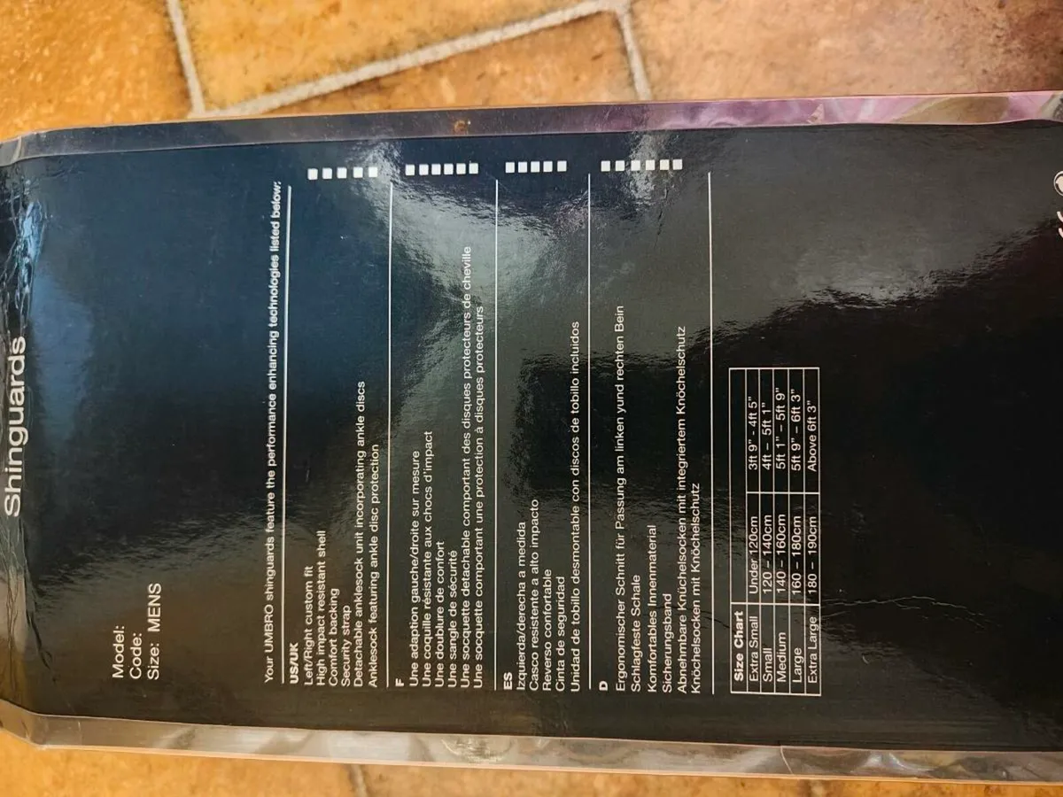 Umbro shinguards - Image 2