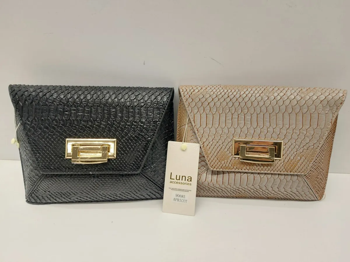 Online Auction Of Hats, Handbags & Sunglasses - Image 3