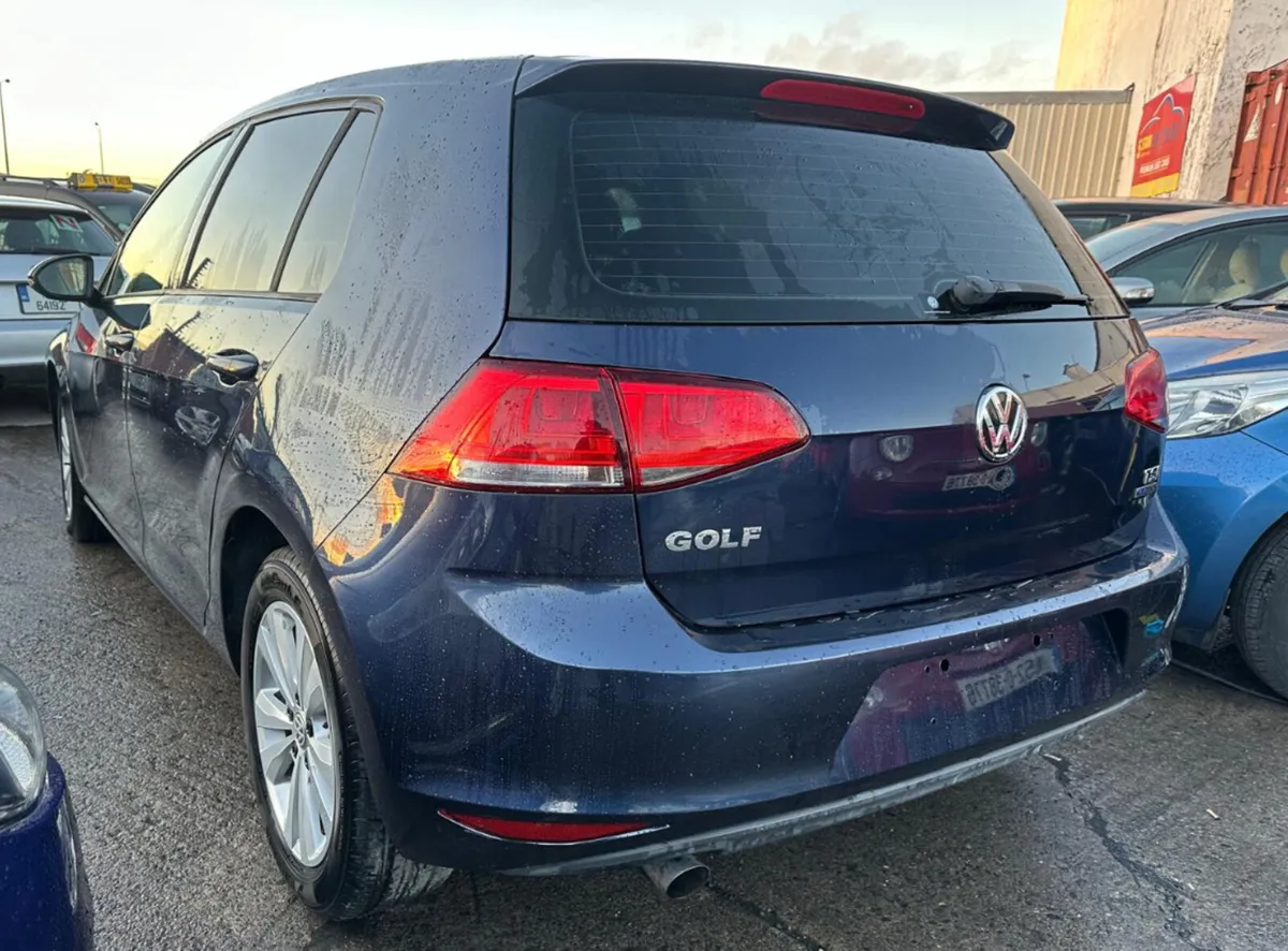 VOLKSWAGEN GOLF 1.2 TSI AUTO 2013/ Warranty - Image 4