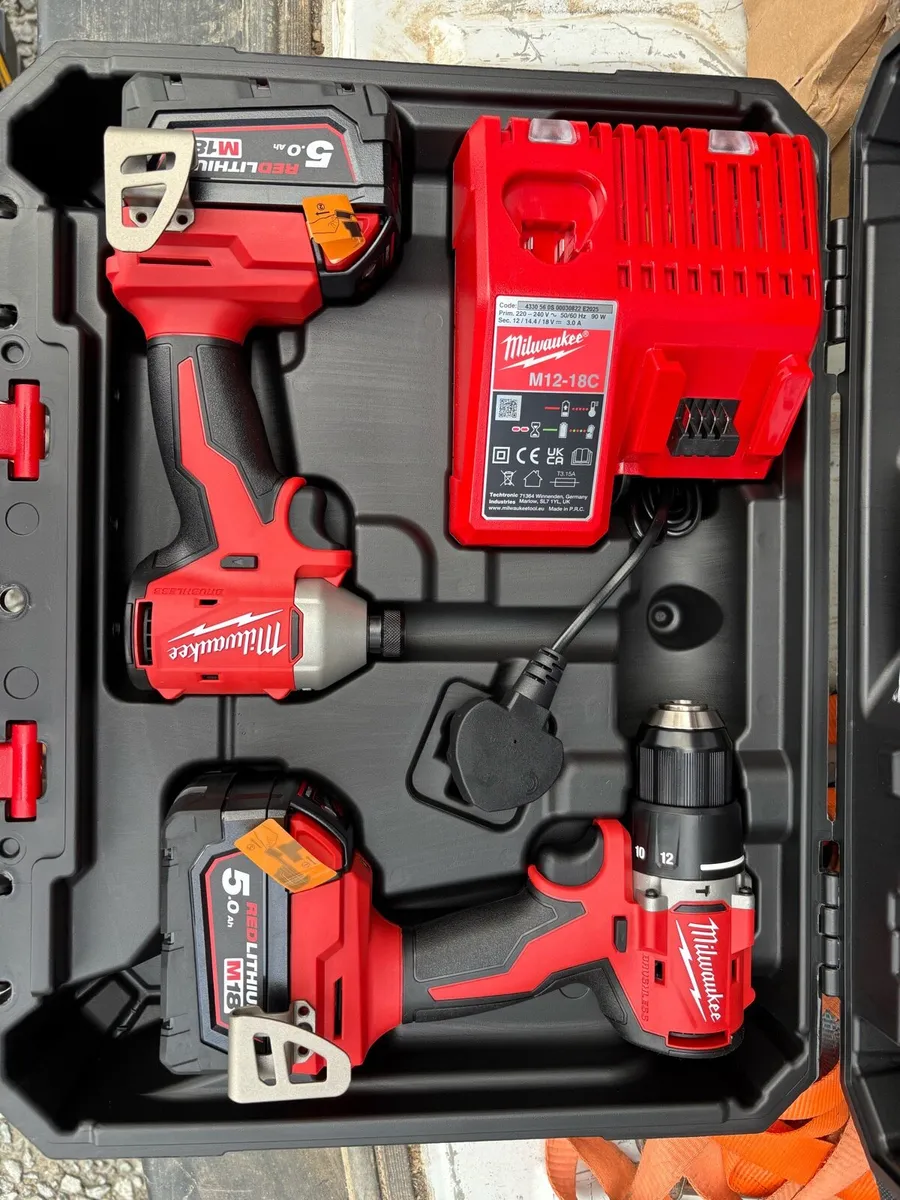 MILWAUKEE M18 BPP2Q-402C 18V 2 X 5.0 amp LI-ION - Image 2