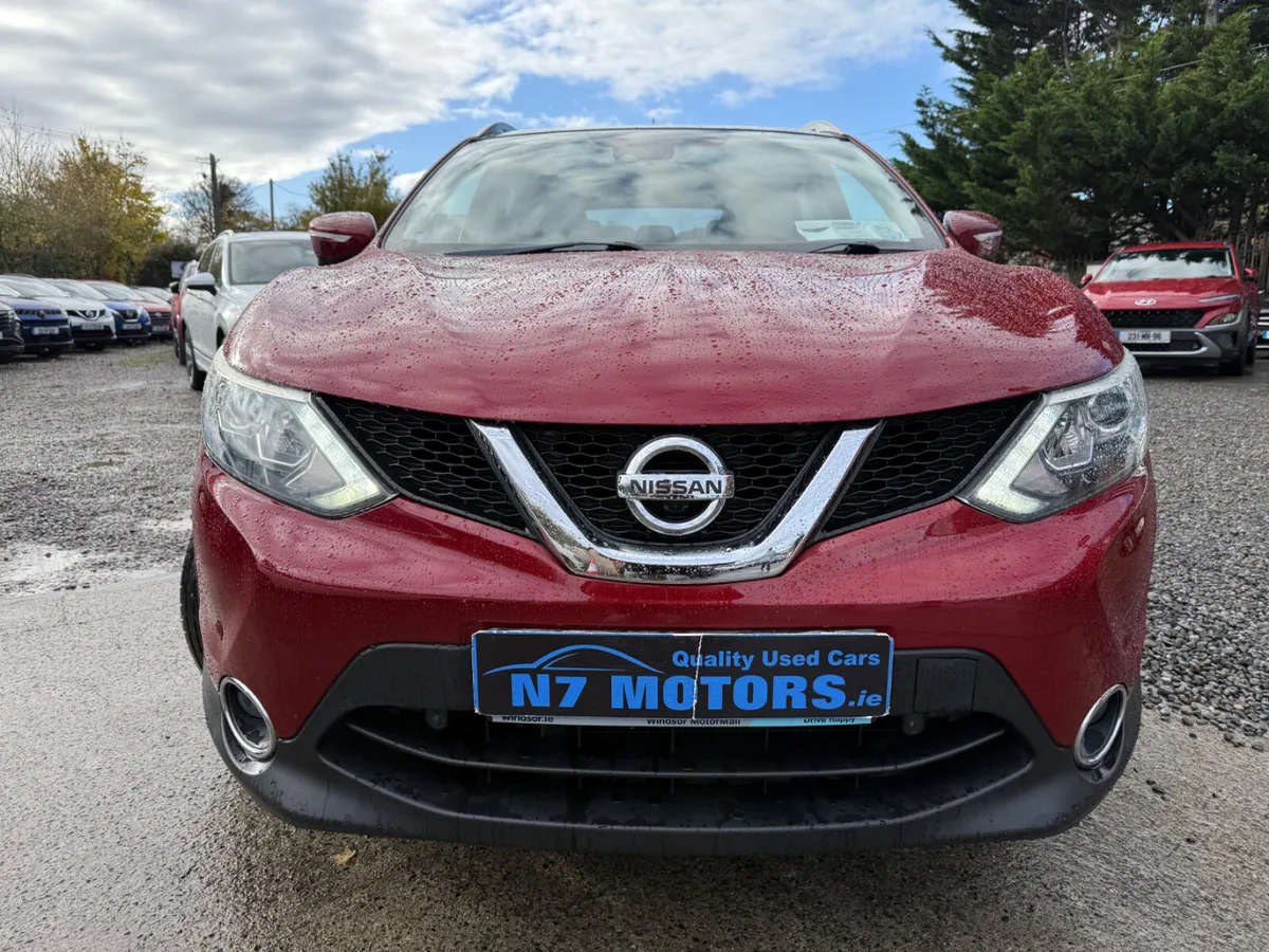2014 Nissan Qashqai  Nissan Qashqai 1.5 SVE - Image 2