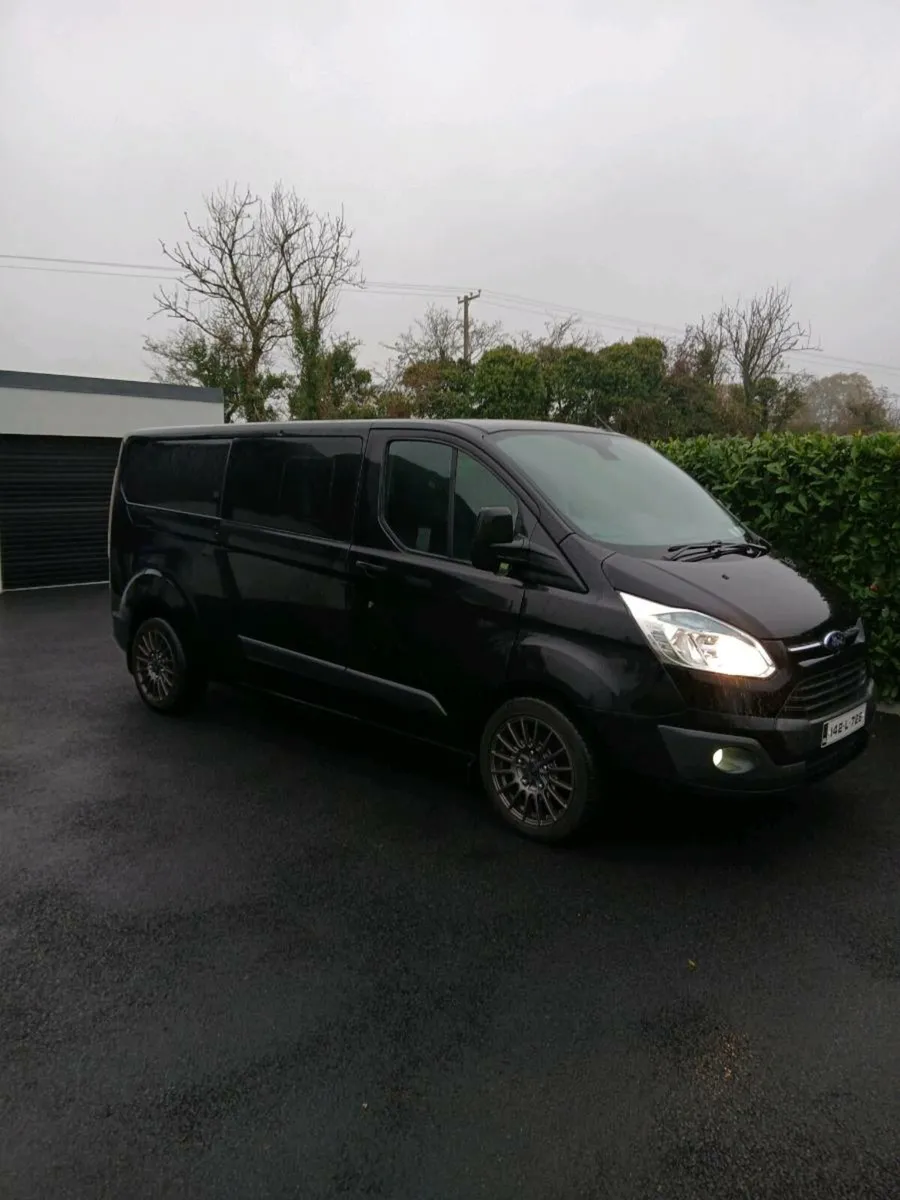 Ford Transit Custom Crew Cab - Image 1