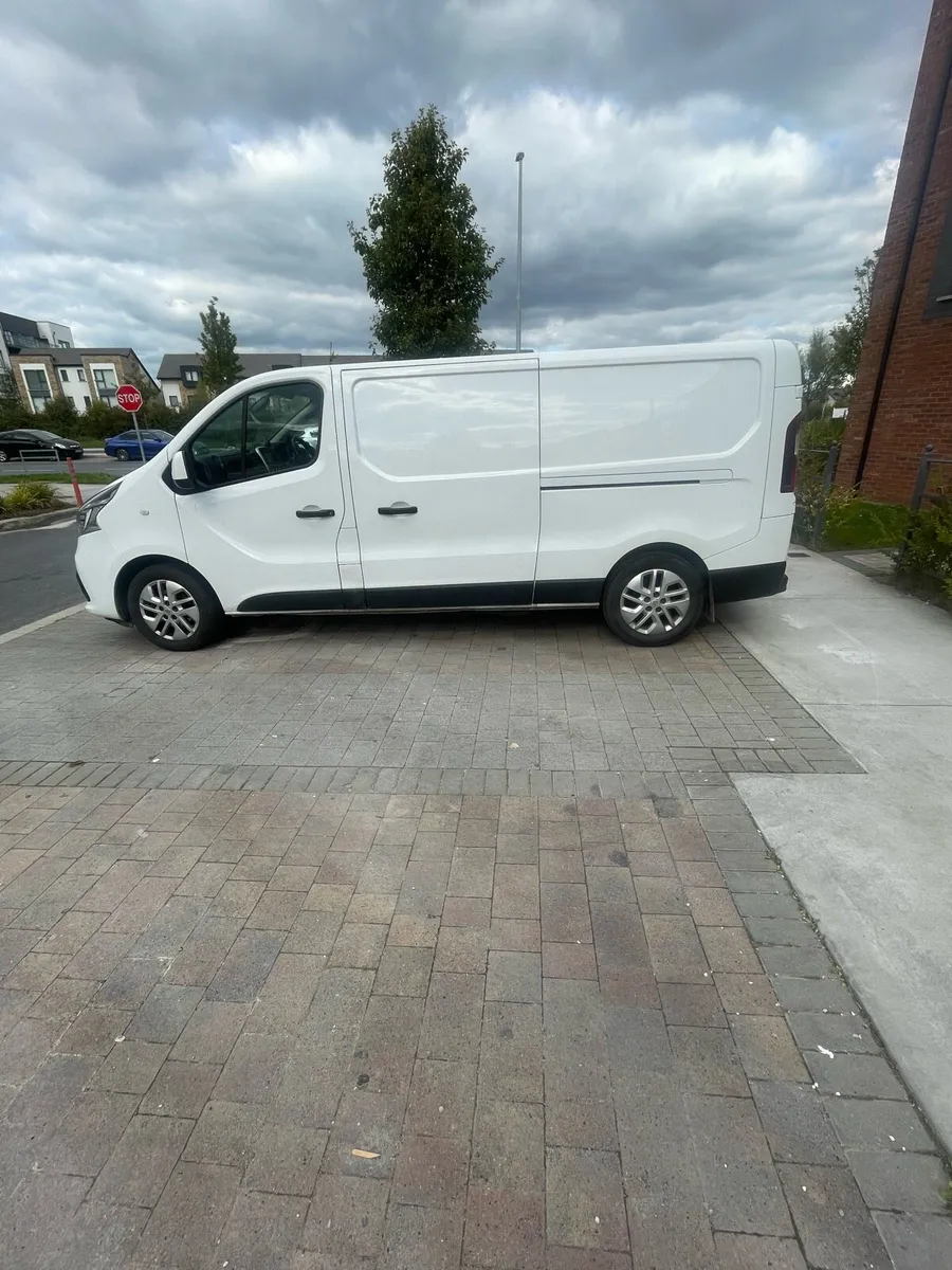 Renault trafic 2.0 sport edition 90k km - Image 4