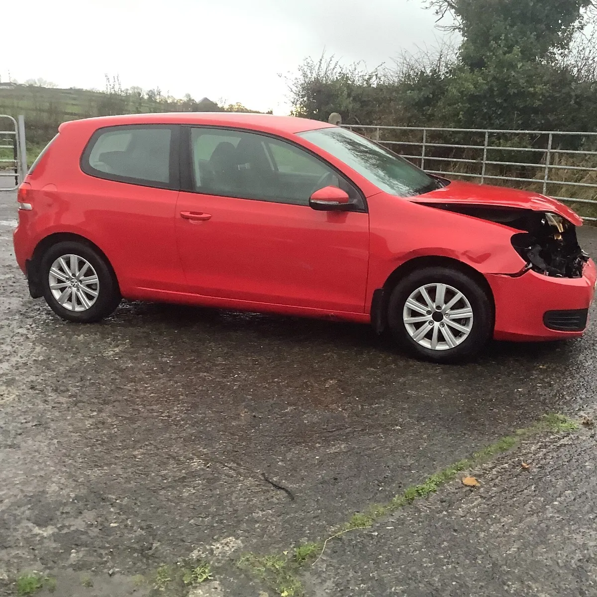 Volkswagen Golf s 1.2 tsi 5 speed petrol 3 door - Image 1