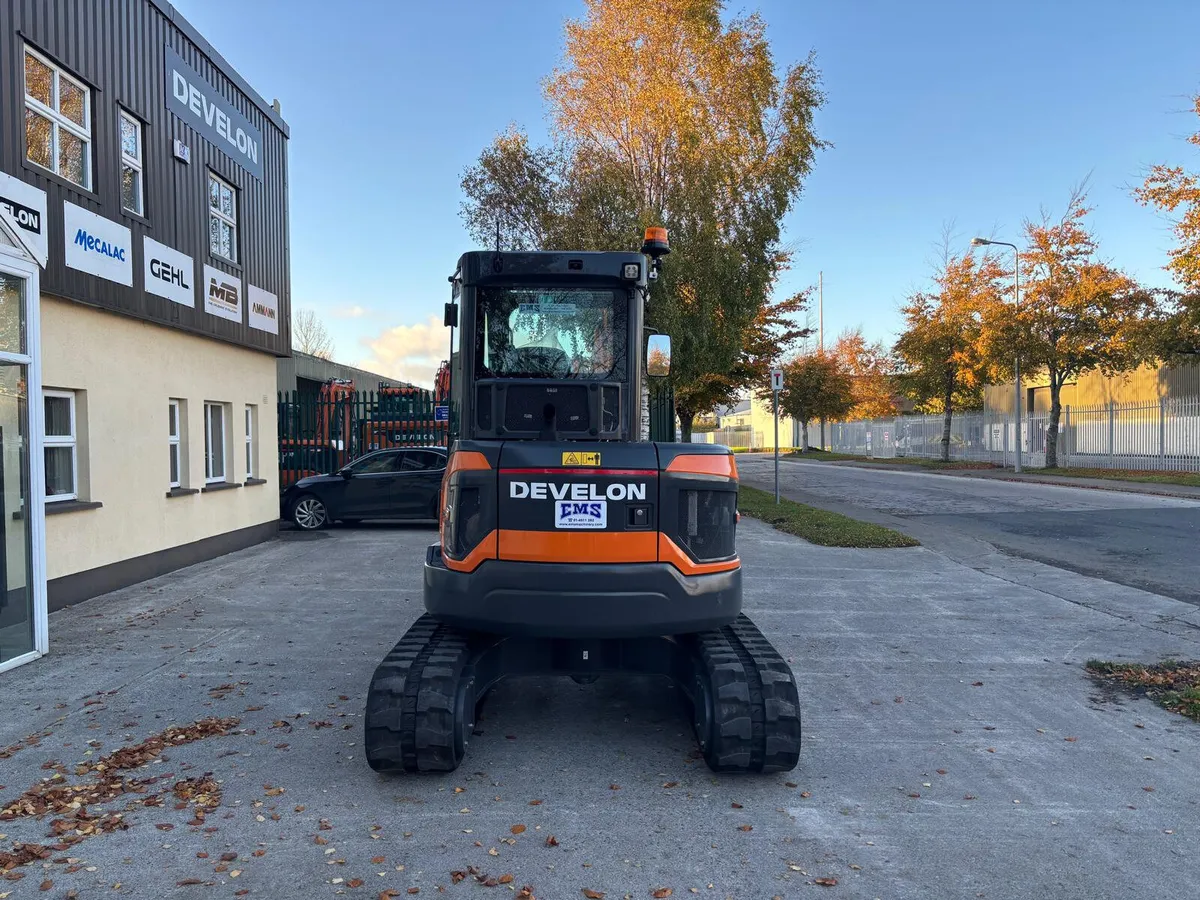 New Develon (Doosan) DX50Z-7 - Image 3