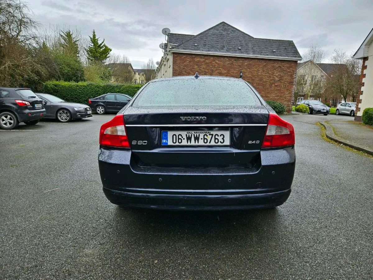Volvo S80 2.4D - Image 3
