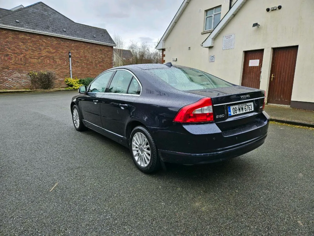 Volvo S80 2.4D - Image 1