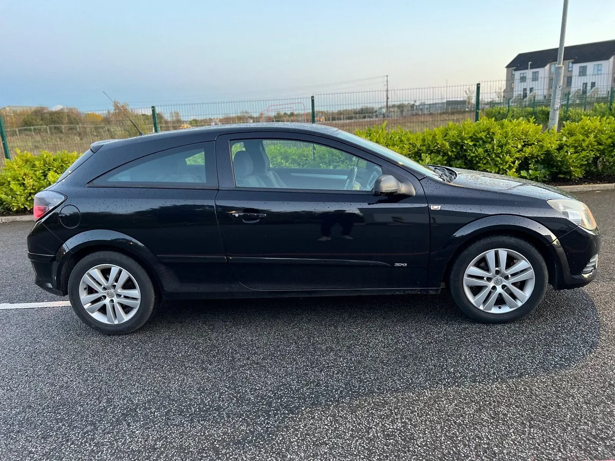 OPEL ASTRA 1.4 Petrol NCT AND TAX - Image 4