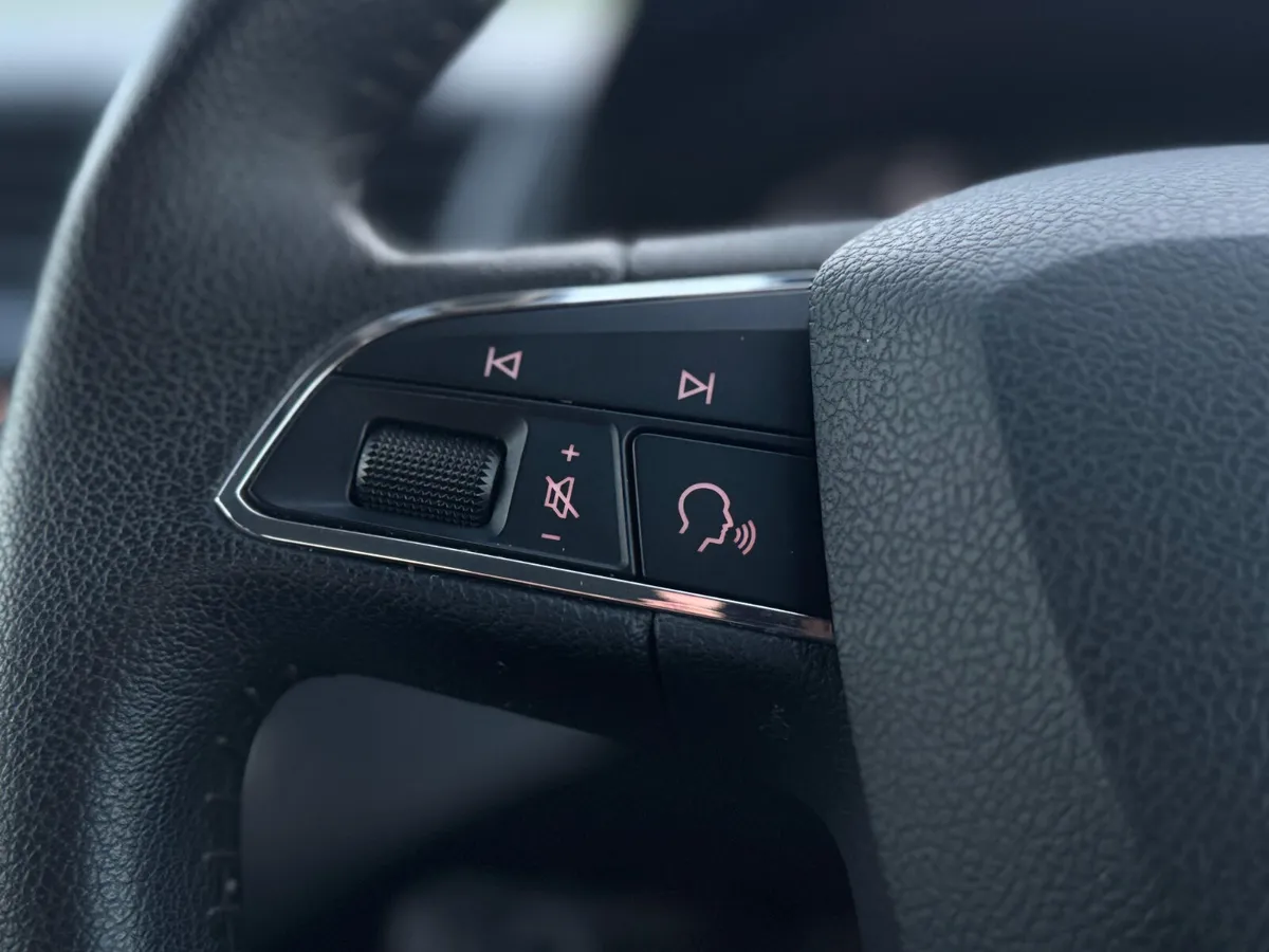 2019 SEAT ARONA 1.6 TDI TECH LUXURY - Image 3