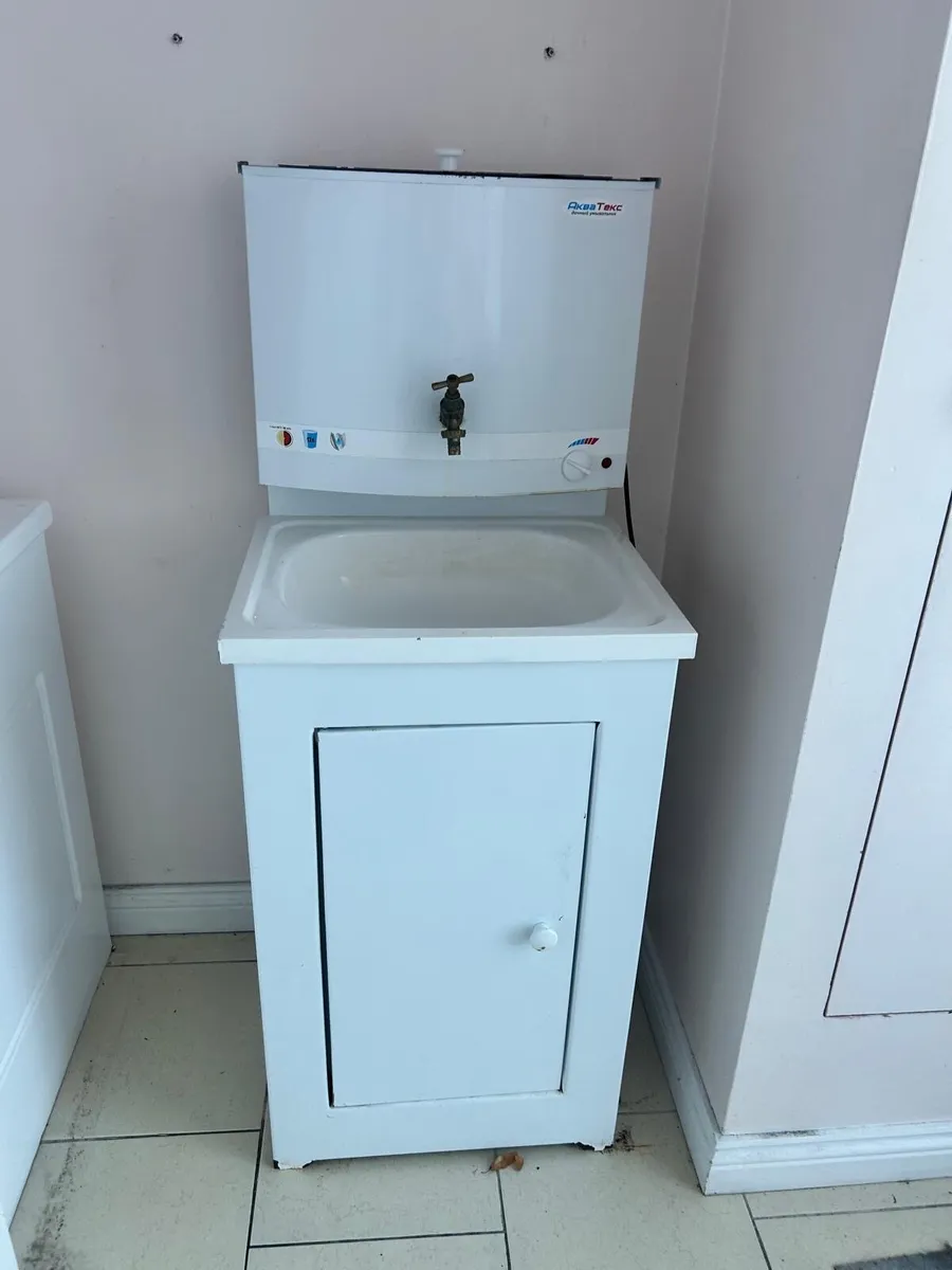 Beauty Salon Contents - Image 4