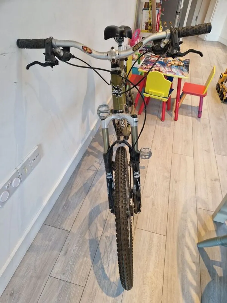 Mountain Bike Kona Hoss Dee Lux - Image 2