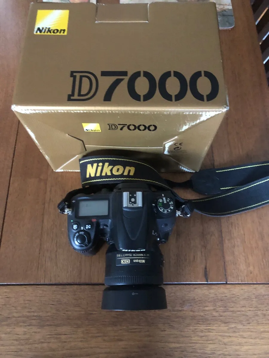 Camera Nikon Christmas 🎄 Present - Image 1