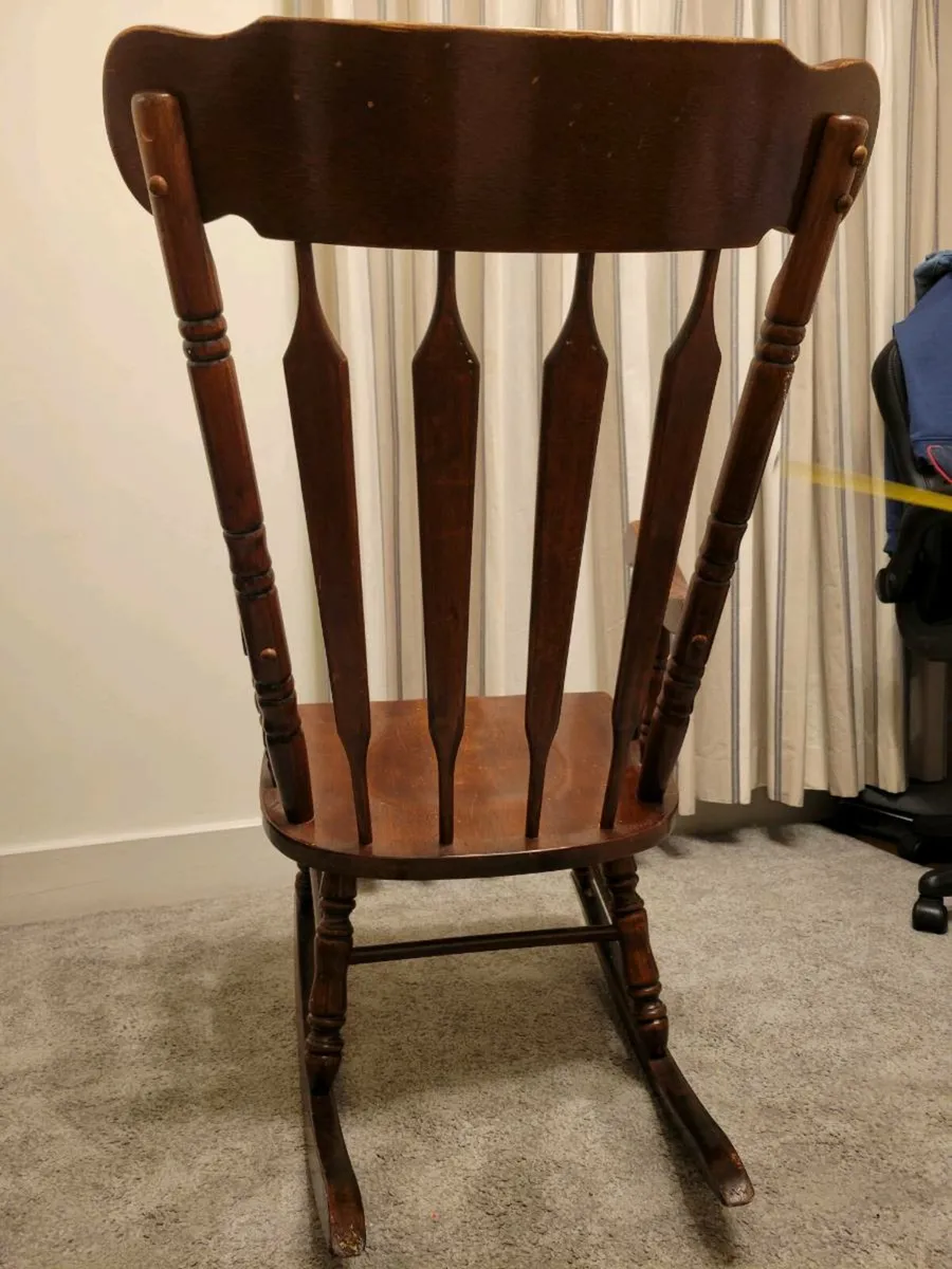 Brown rockin chair - Image 2