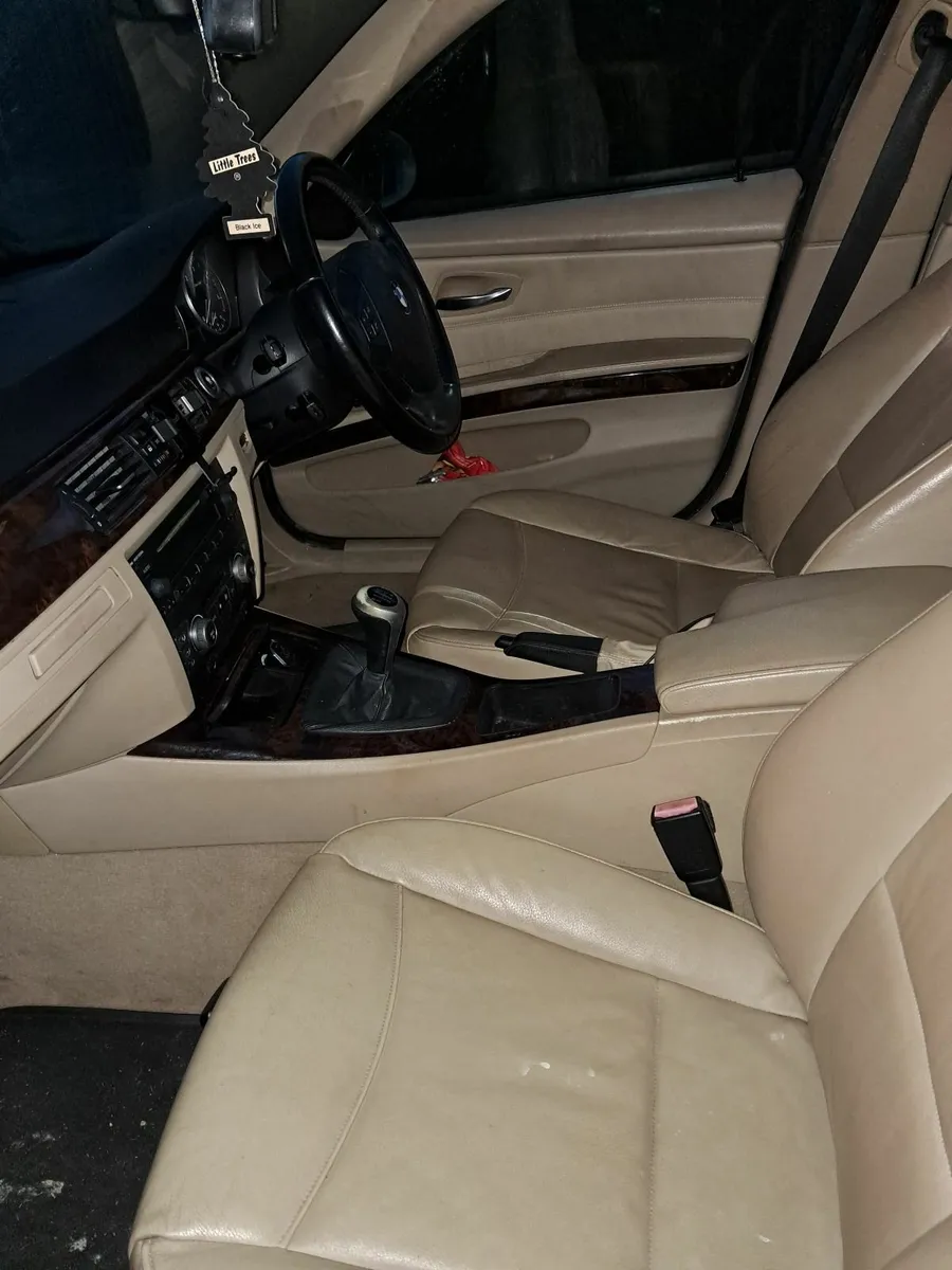 BMW 3-Series 2007 - Image 3