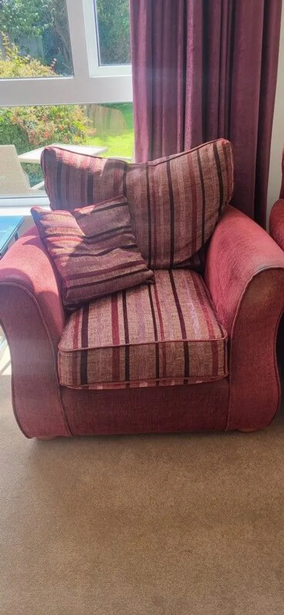 3 piece sofa /couch - Image 2