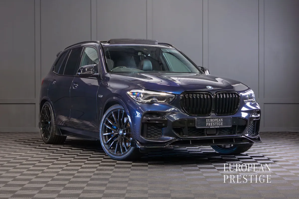 2022 BMW X5 X-Drive 45e M-Sport - Image 1