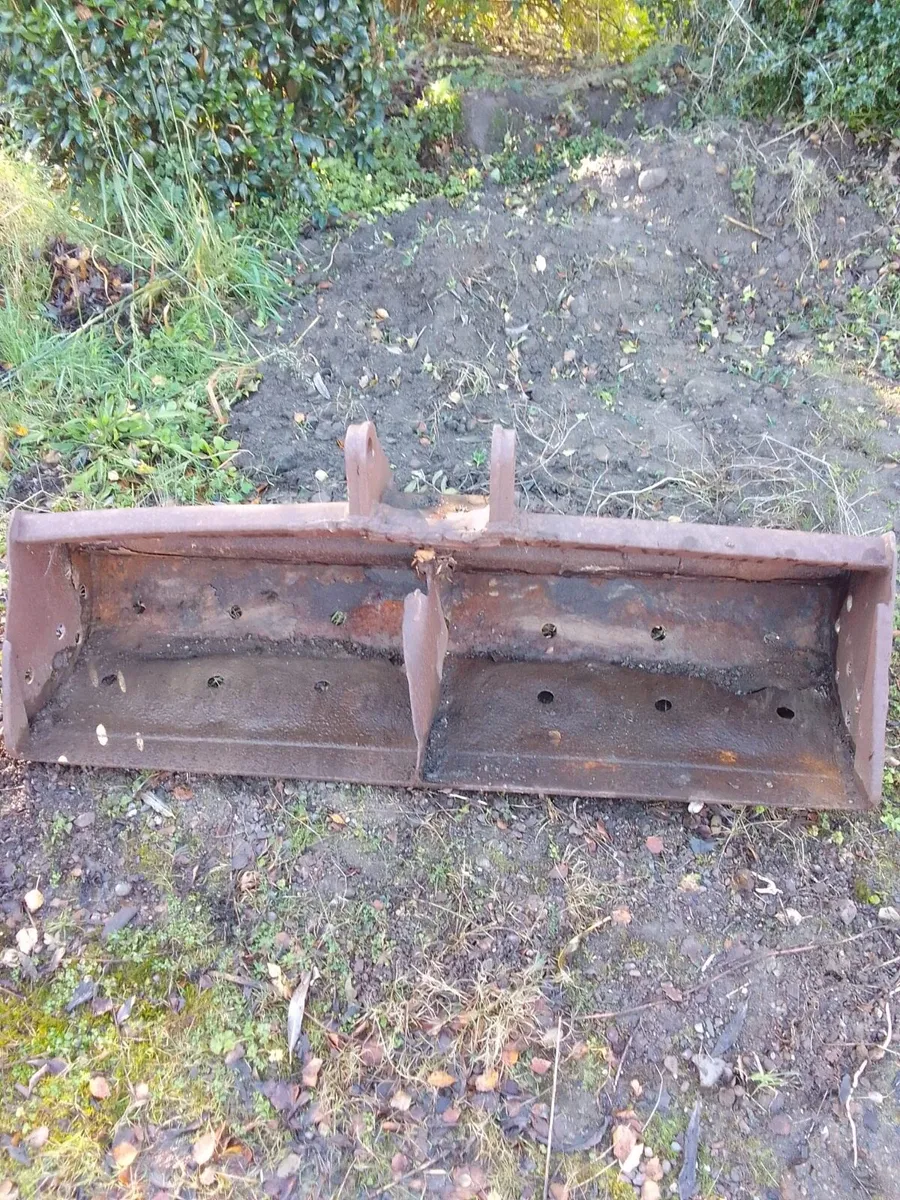 5ft grading bucket - Image 2