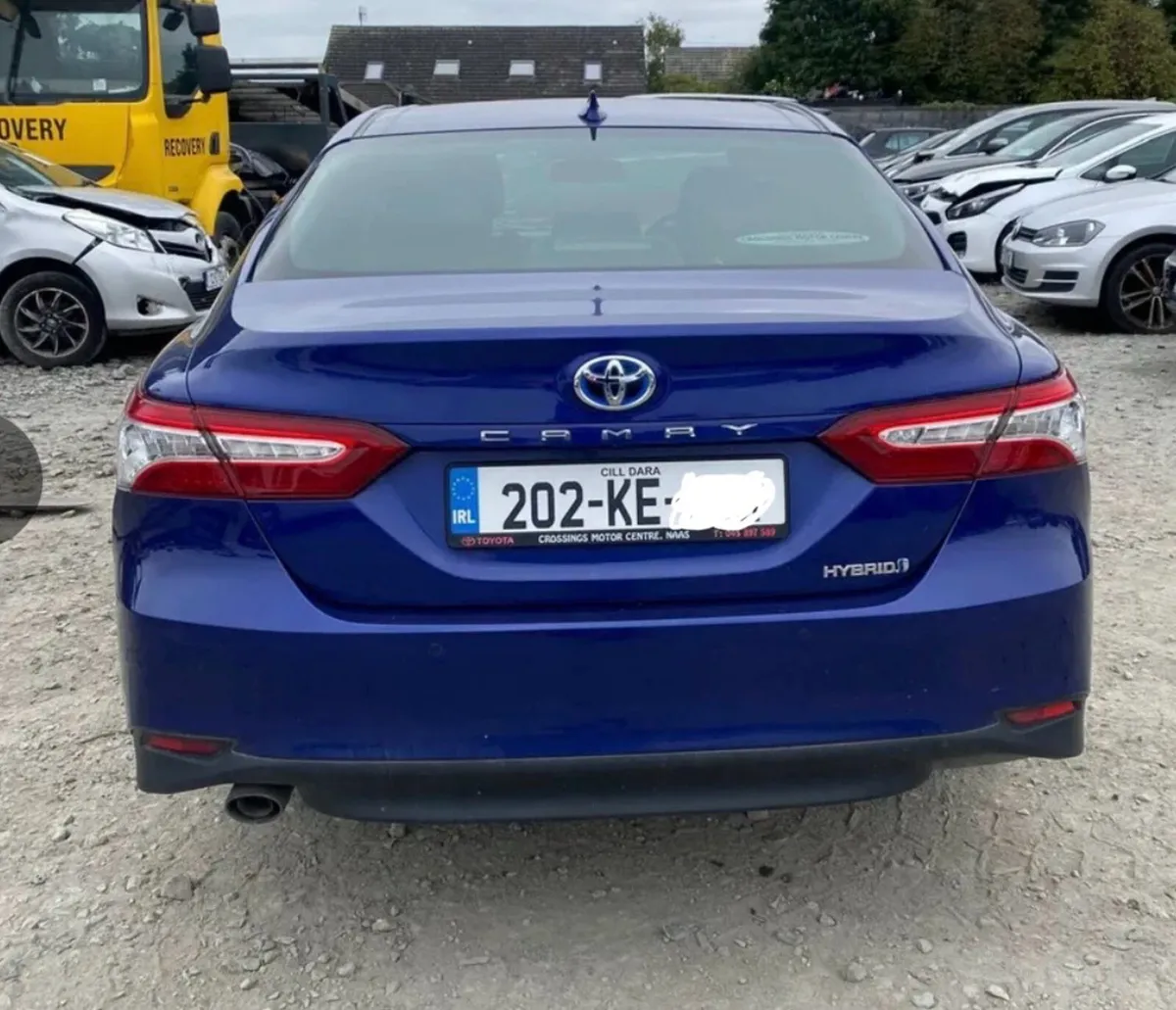 2020 Toyota Camry 2.5 Hybrid platinum model - Image 2