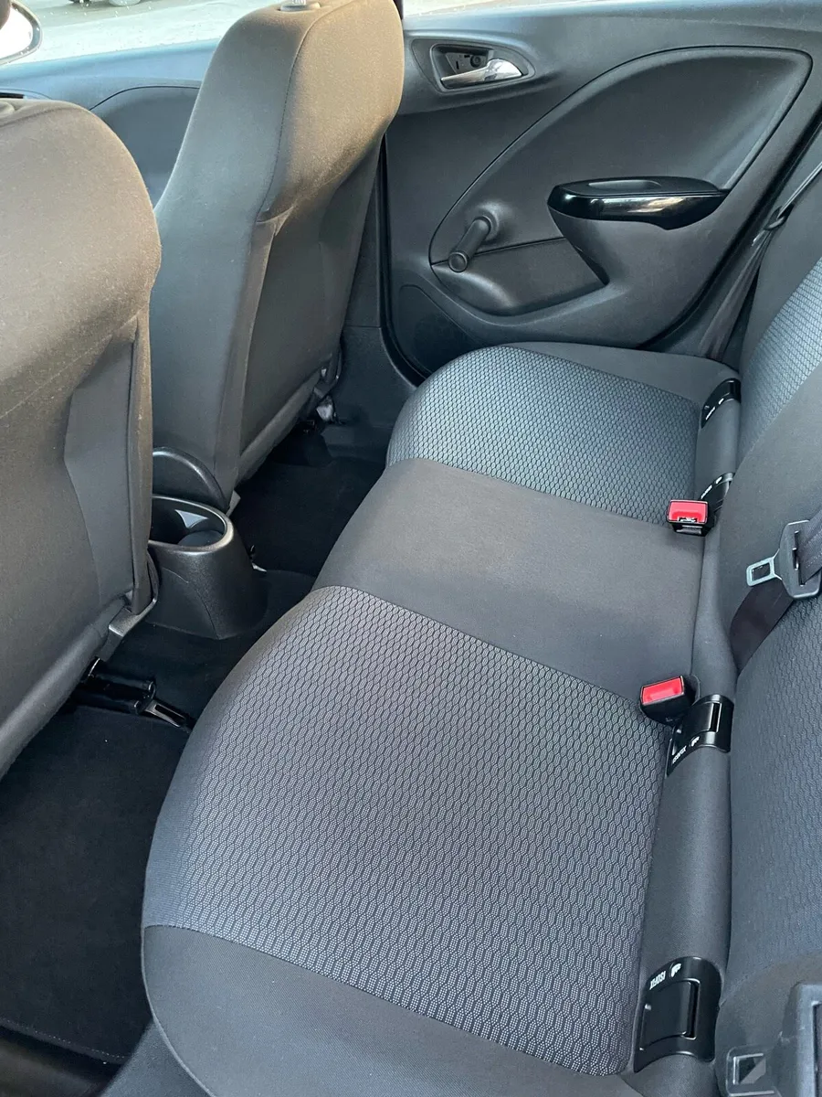 Opel corsa sc 1.4 petrol - Image 4