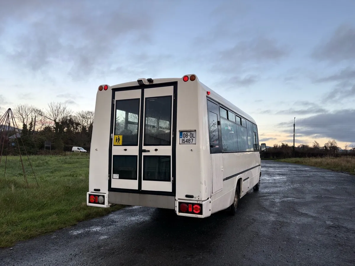 Mercedes Vario 33 Seater - Image 4