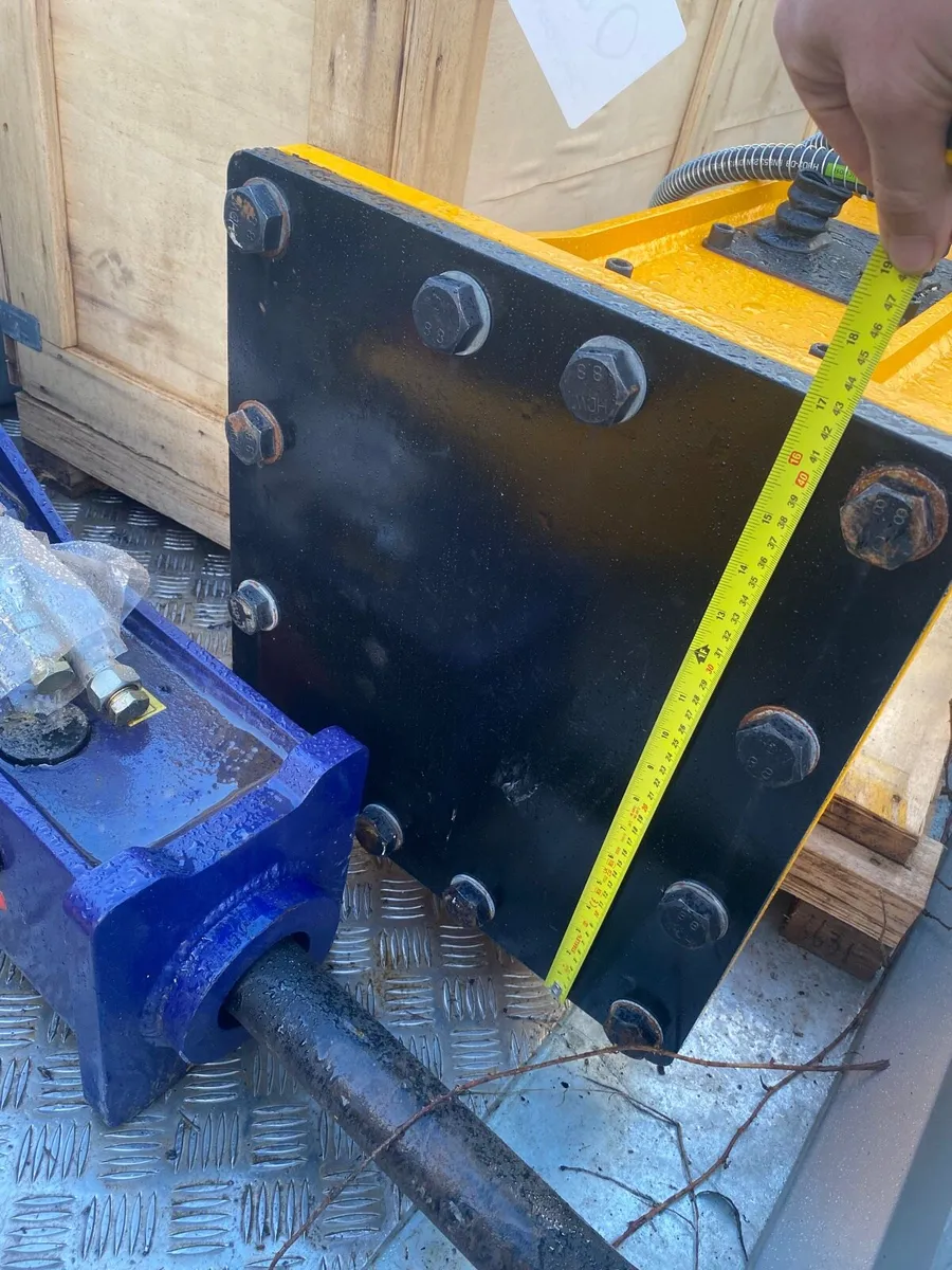 Toft 750 Breaker. Suit 7 to 10 ton machine - Image 2