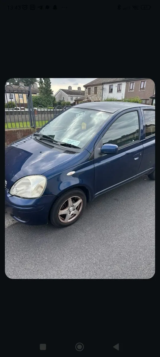 Toyota Yaris 2005 - Image 3