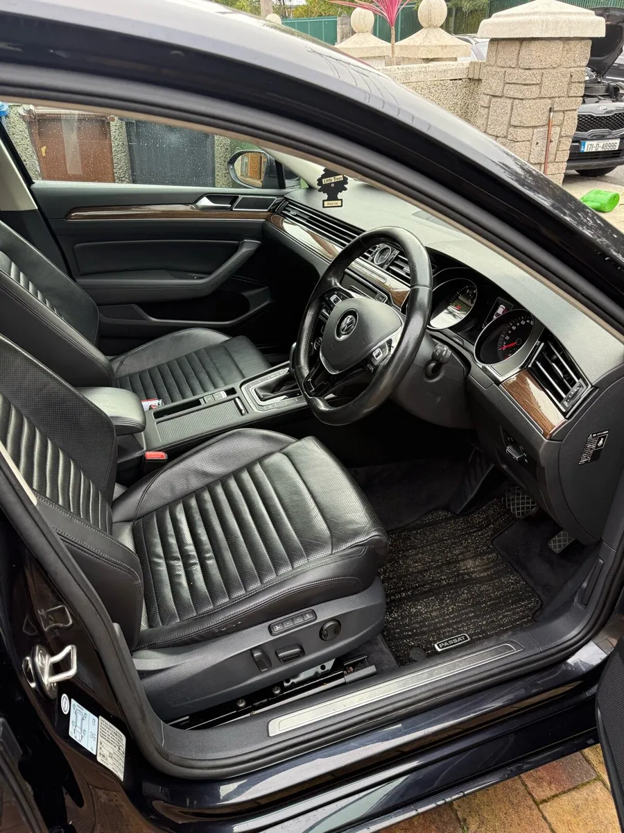 Vw Passat 1.4 petrol DSG 150bhp - Image 4
