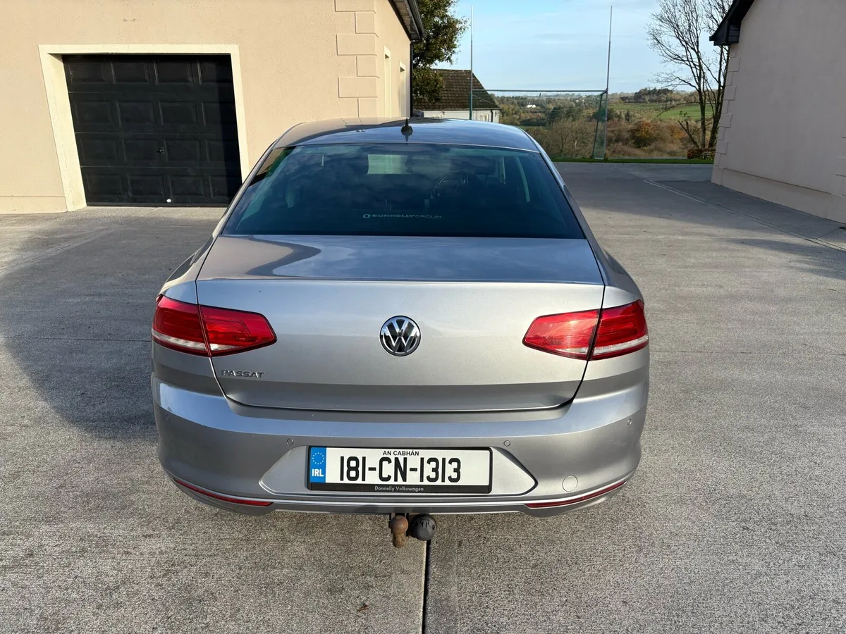 Volkswagen Passat Business Edition 2.0 150BHP - Image 3