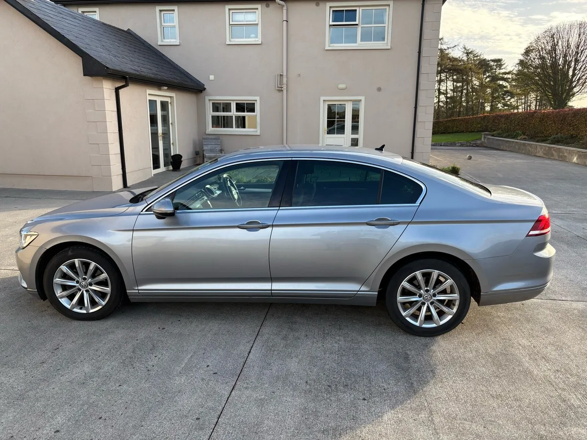 Volkswagen Passat Business Edition 2.0 150BHP - Image 4