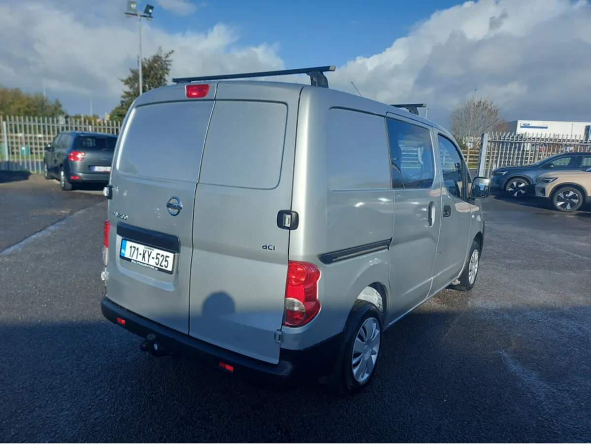 Nissan NV200 CREW CAB 2DR - Image 3