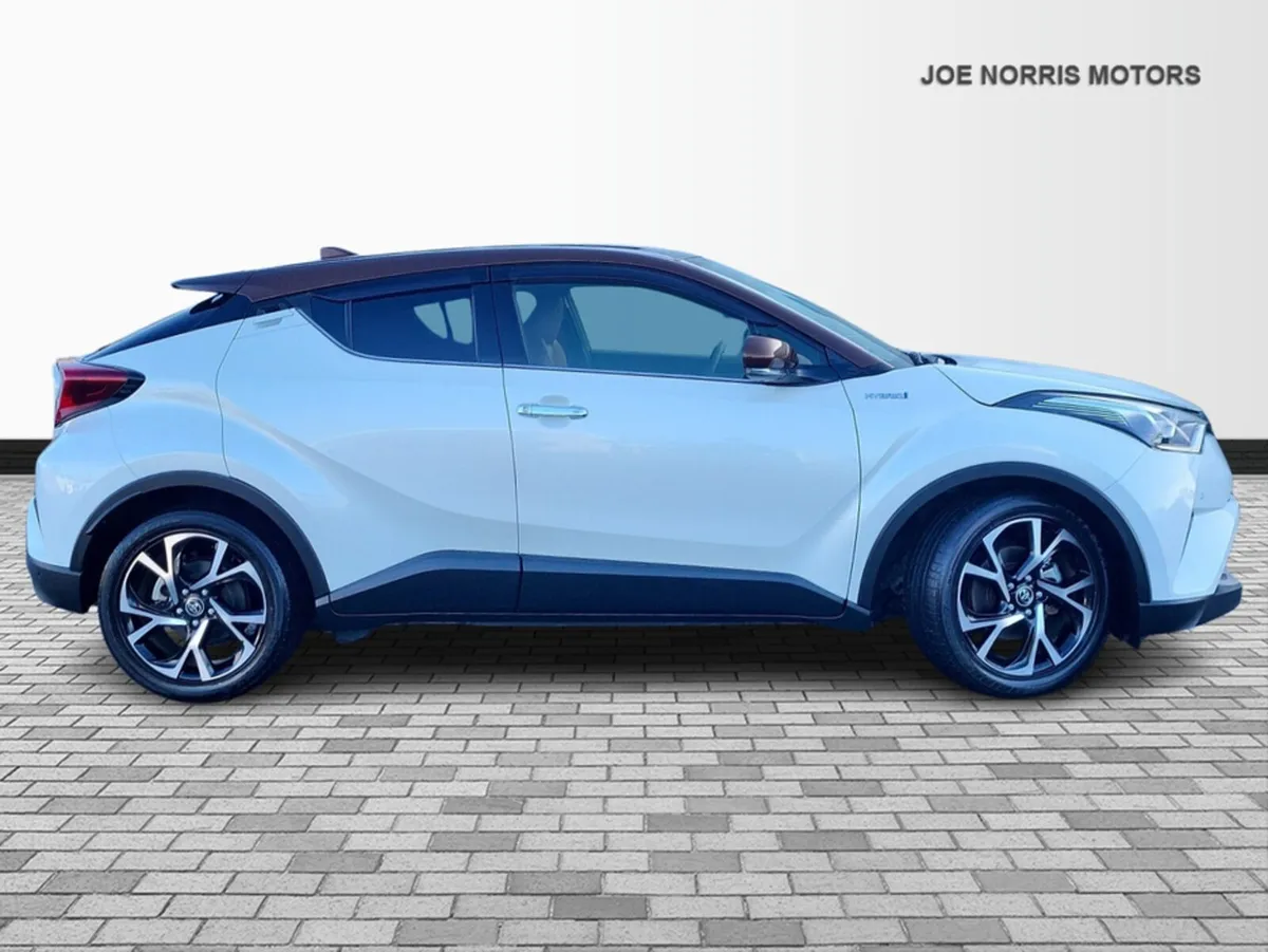 Toyota C-HR 1.8 G Mode Bruno HYBRID AUTOMATIC - Image 4