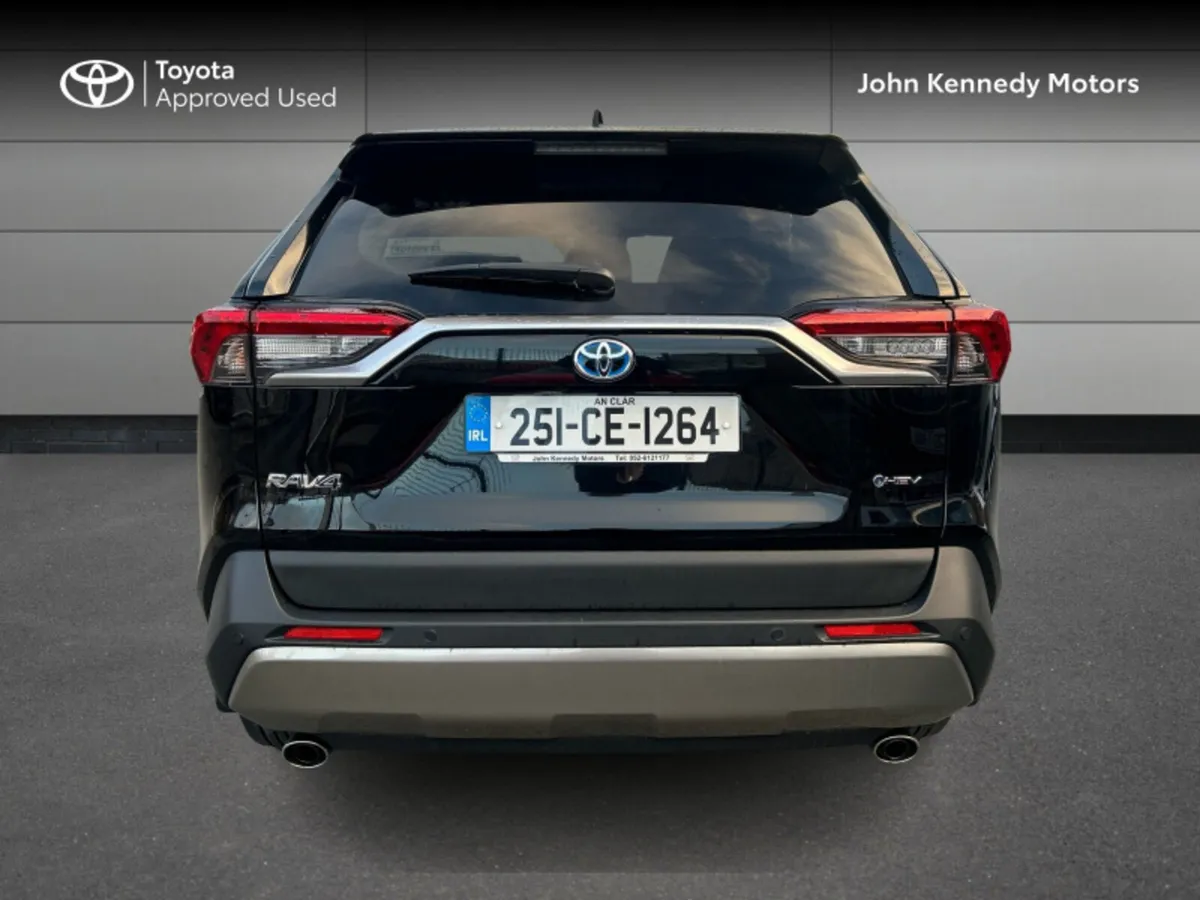 Toyota RAV4 HYBRID PLATINUM FWD - Image 4