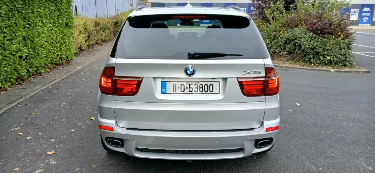 2011 bmw x5 40d M sport crew cab - Image 3