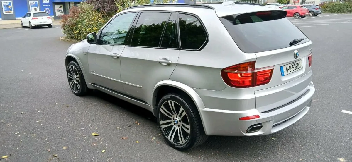 2011 bmw x5 40d M sport crew cab - Image 4