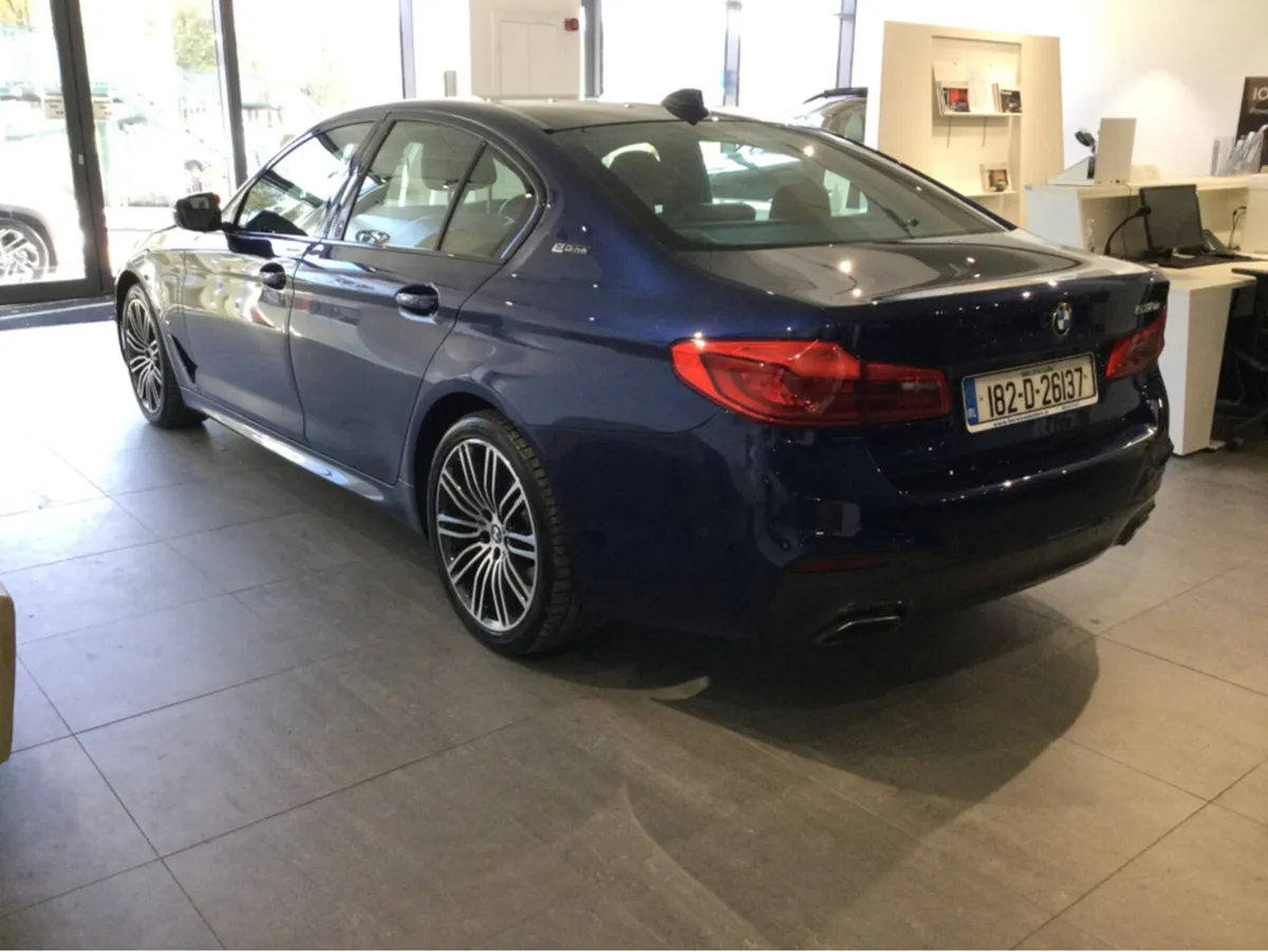 BMW 5-Series 530E M SPORT ** PLUG IN HYBRID ** Onl - Image 4