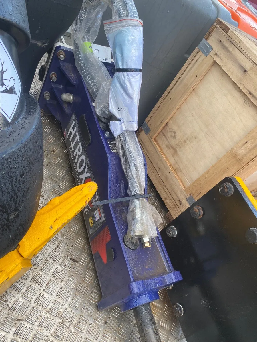 New Hirox Rock breaker to suit 2 to 4 ton digger - Image 3