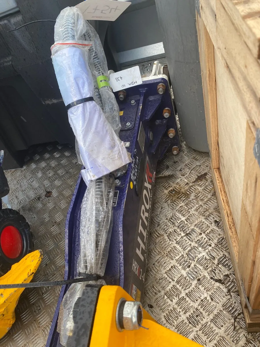 New Hirox Rock breaker to suit 2 to 4 ton digger - Image 4