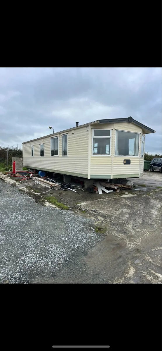 Mobile home - Image 1