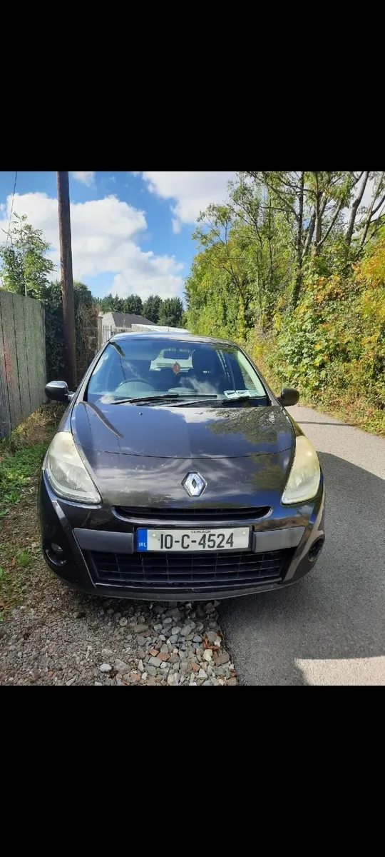 Renault Clio 2010 - Image 1
