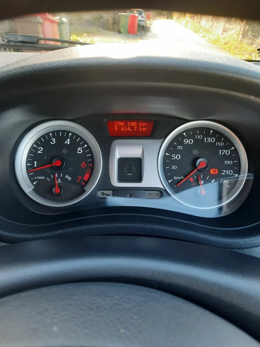 Renault Clio 2010 - Image 3
