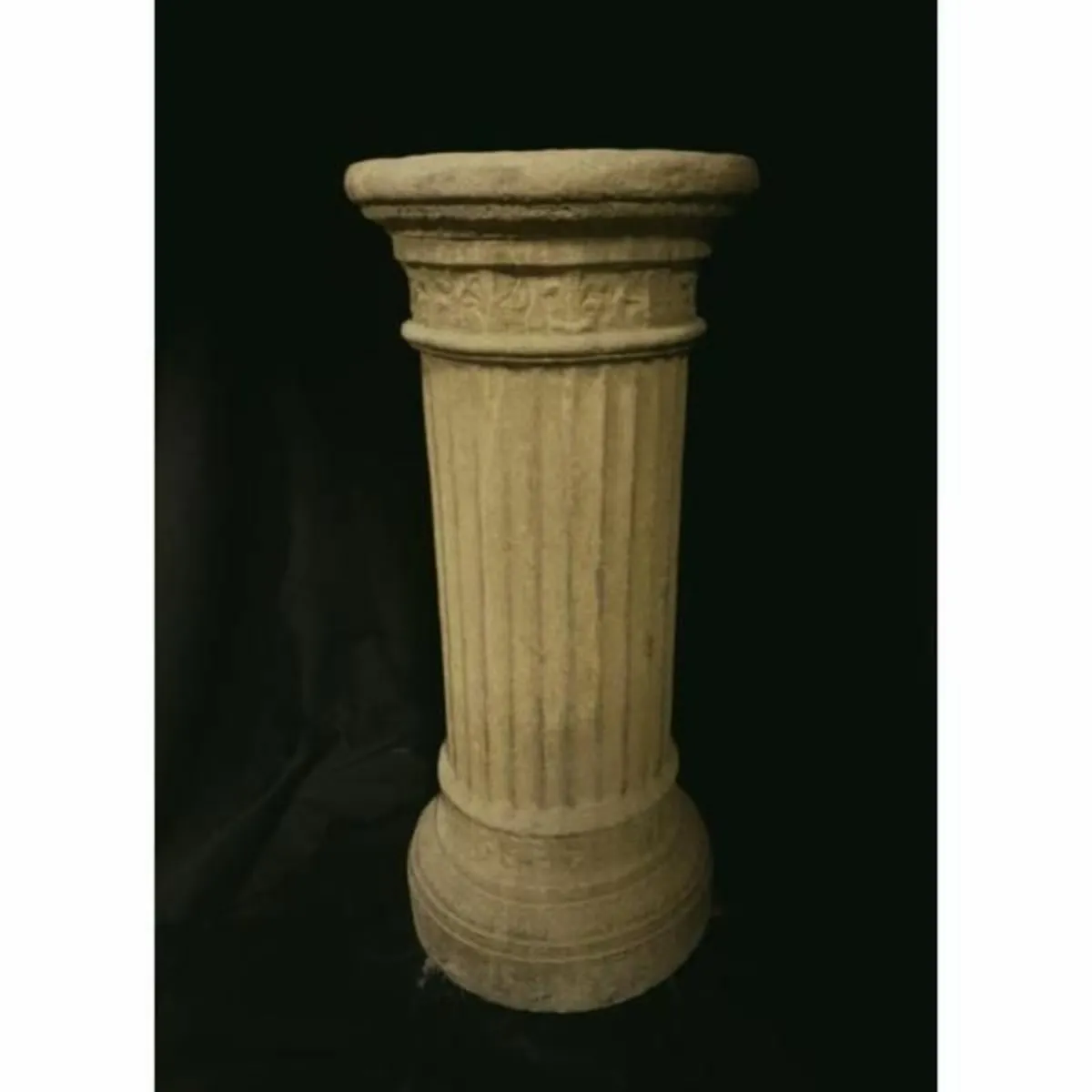 Harcourt Column EG062