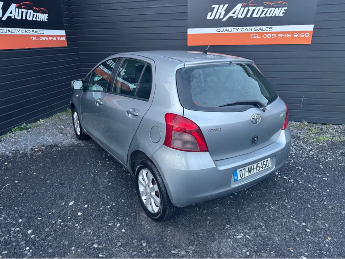 Toyota Yaris 1.3 ZINC 5DR - Image 4