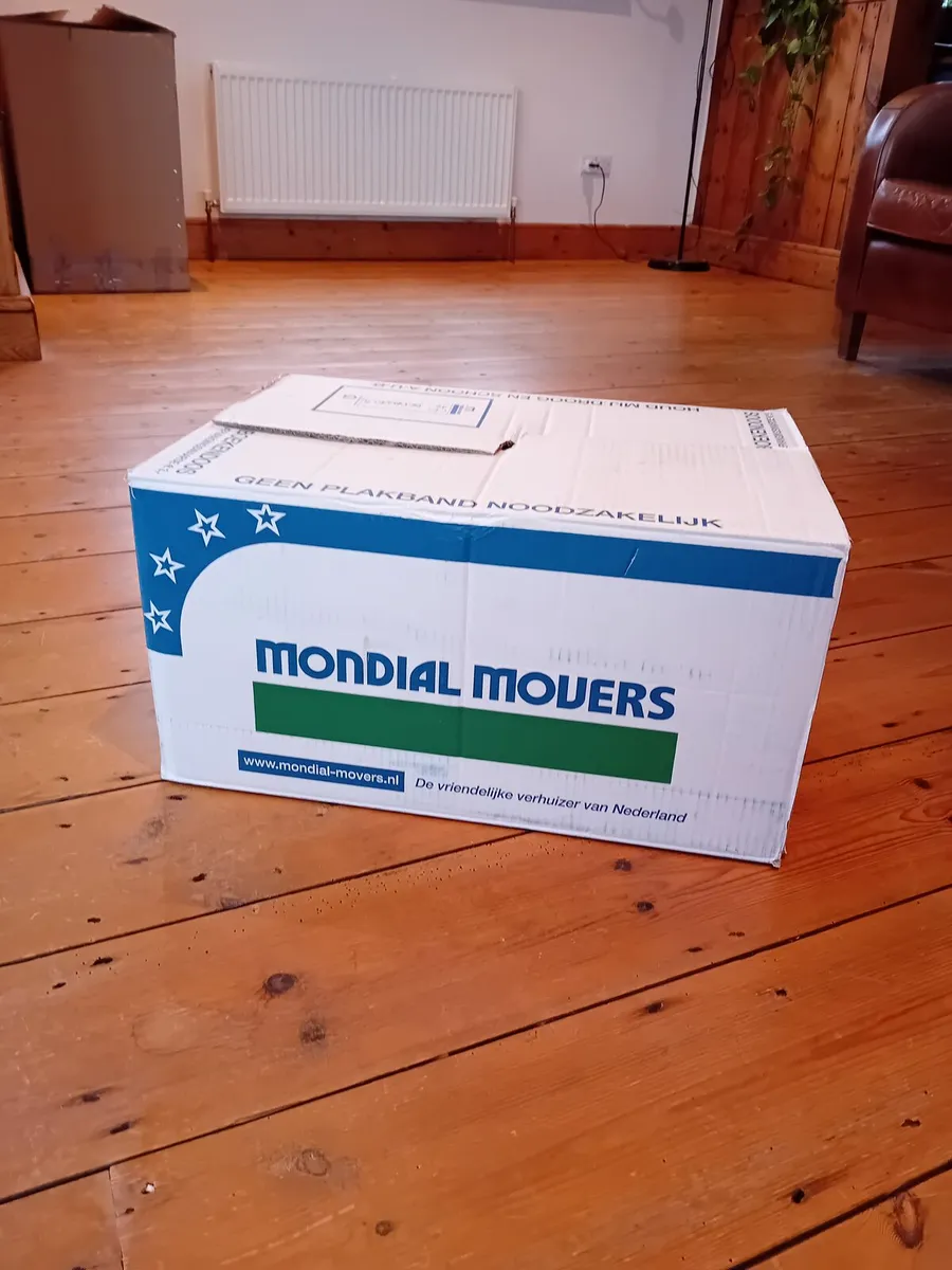 Sturdy cardboard book boxes Mondial Movers - Image 1